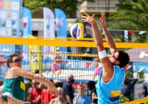 beach volleyball, block, player-6483796.jpg